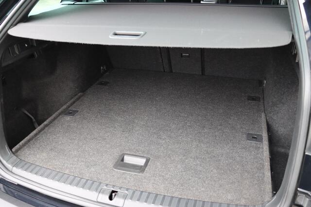 Skoda OCTAVIA Combi 2.0 TSI RS 245pk DSG7 | Voor+Achterbank verwarming | Memory | Canton | Stuurverwarming