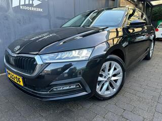 skoda-octavia-1.5-e-tsi-business-ed