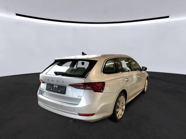 Skoda OCTAVIA Combi 1.4 TSI iV PHEV Business Edition Plus / Trekhaak / Head Up / Adaptief onderstel