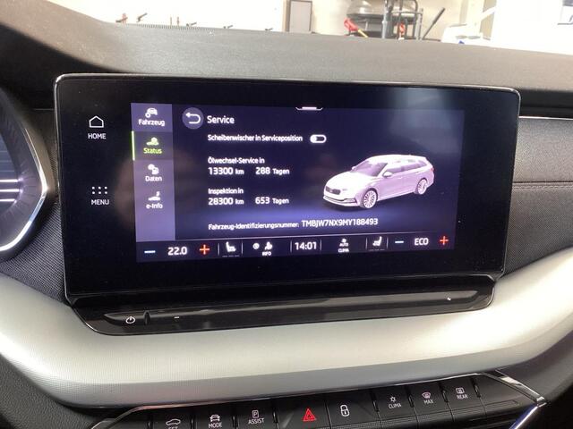 Skoda OCTAVIA Combi 1.4 TSI iV PHEV Business Edition Plus / Trekhaak / Head Up / Adaptief onderstel