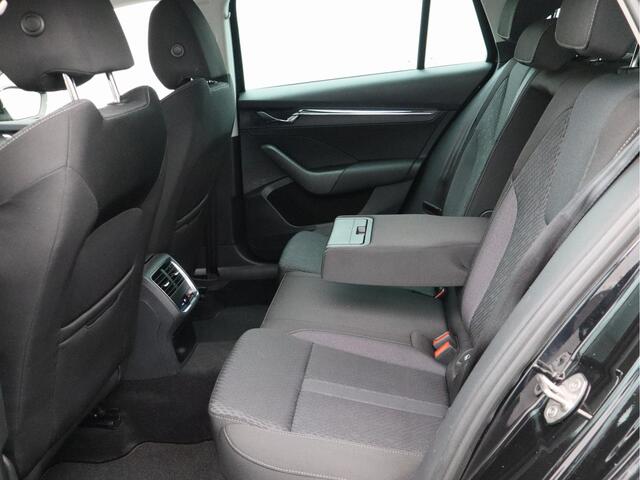 Skoda OCTAVIA Combi 1.0 e-TSI Business Edition Plus/ automaat/ zeer mooi!