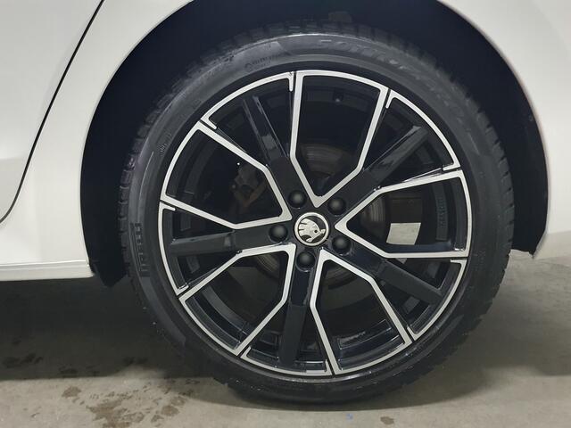 Skoda OCTAVIA Combi 1.5 e-TSI Business Edition NAVI/PDC/LED/CRUISE/AIRCO/LMV