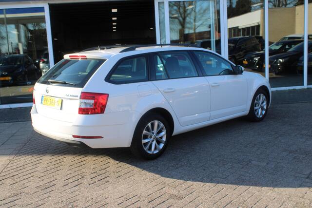 Skoda OCTAVIA Combi 1.0 TSI Greentech Ambition Business