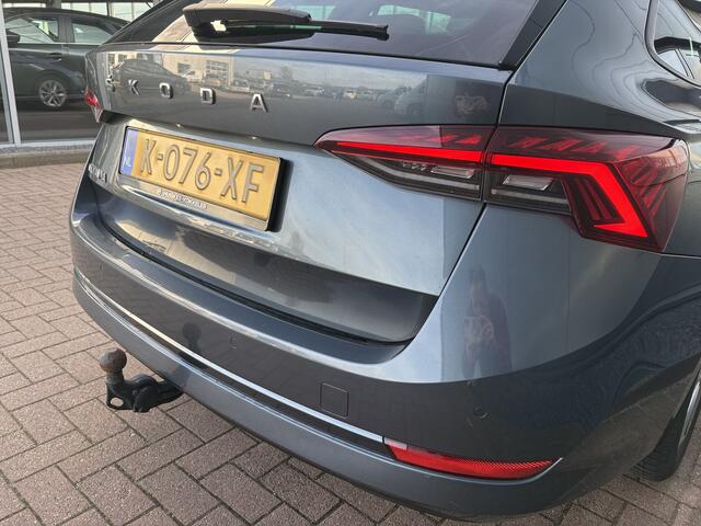 Skoda OCTAVIA Combi 1.0 TSi Sport Business VIRTUAL/SFEER/CARPLAY/PDC/TREKHAAKWEGKLAPBAAR