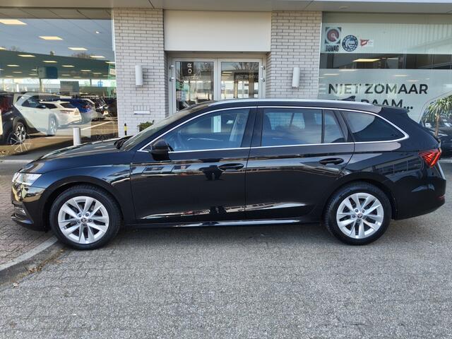 Skoda OCTAVIA Combi 1.0 e-TSI Business Edition Plus | Trekhaak | Navi | Sensoren v/a