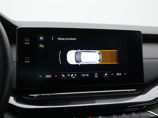 Skoda OCTAVIA 1.4 TSI 204 pk iV PHEV Sportline | Stuur-/achterbankverwarming | Parkeersensoren voor/achter | Side Assist | Keyless Entry