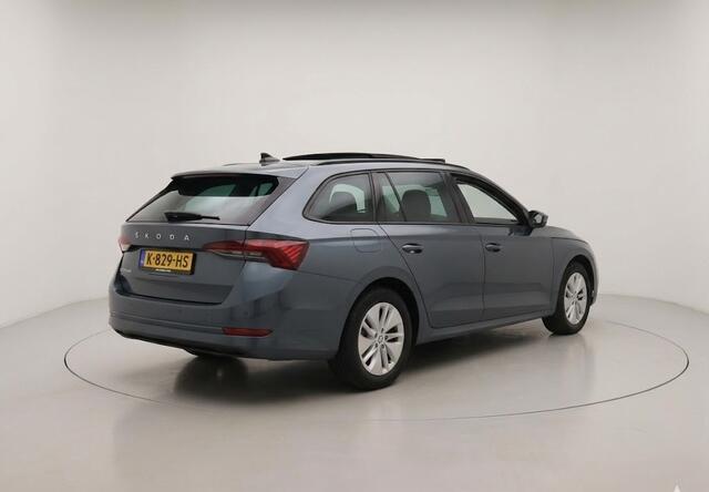 Skoda OCTAVIA Combi 1.0 TSI | Geen import | Panoramadak | Parkeersensoren | Stoelver