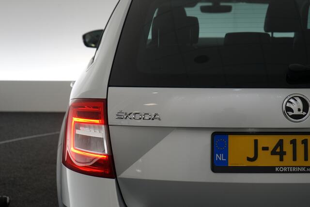 Skoda OCTAVIA Combi 1.0 TSI Greentech Business Edition