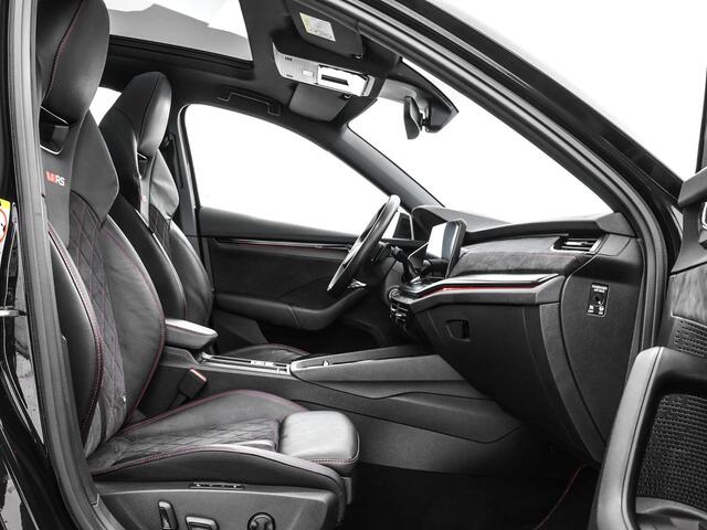 Skoda OCTAVIA Combi 1.4 TSI 245pk DSG RS iV PHEV Business · Panoramadak · CANTON Audio · Elek. Voorstoelen · Camera · Head-Up · Dodehoek Detectie · 19'' Inch ·