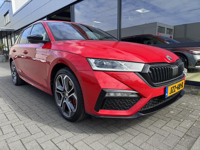 Skoda OCTAVIA Combi 1.4 TSI RS iV PHEV Sport DSG 245Pk Camera | Keyless | Memory Stoelverwarming | Carplay