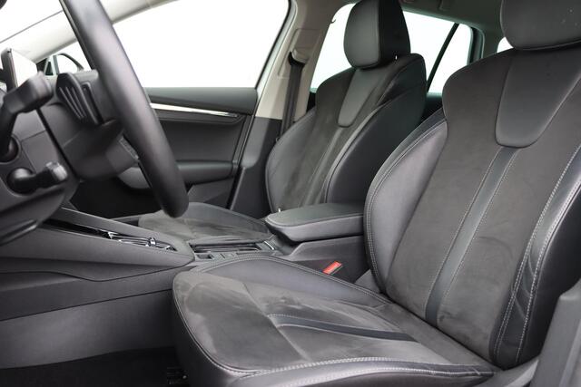 Skoda OCTAVIA Combi 1.4 eHybrid Style 204pk DSG6 |Elektrische stoelen | Leder/Alcantara | HUD