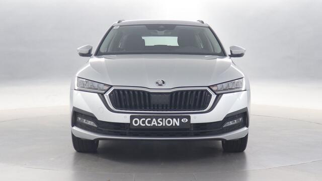 Skoda OCTAVIA Combi 1.4 TSI 204pk iV PHEV Business Edition DSG / Navigatie / Cruise Control / Parkeersensoren