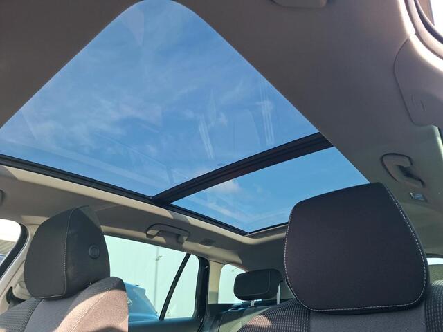 Skoda OCTAVIA 1.0 TSI El Trekh+aKlep 111PK Panodak Virtual Business Edition