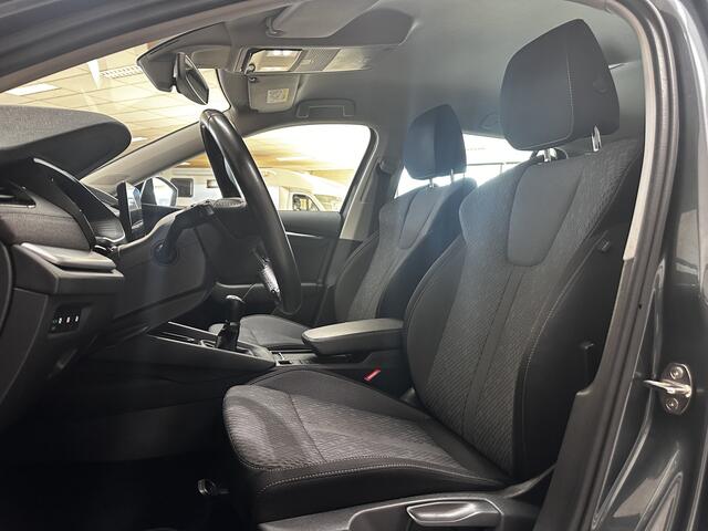 Skoda OCTAVIA Combi 1.5 TSI First Edition/ Virtual Cockpit/ Apple+Android/ DAB+/ 18''LMV/ Keyless/ Clima/ Navi/ Cruise/ Bluetooth/ Multi.LEDER.Stuur/ Elek.pakket/ isofix/ PDC V+A.
