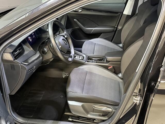 Skoda OCTAVIA 1.0 e-TSI Business Edition | Draadloze lader | Carplay