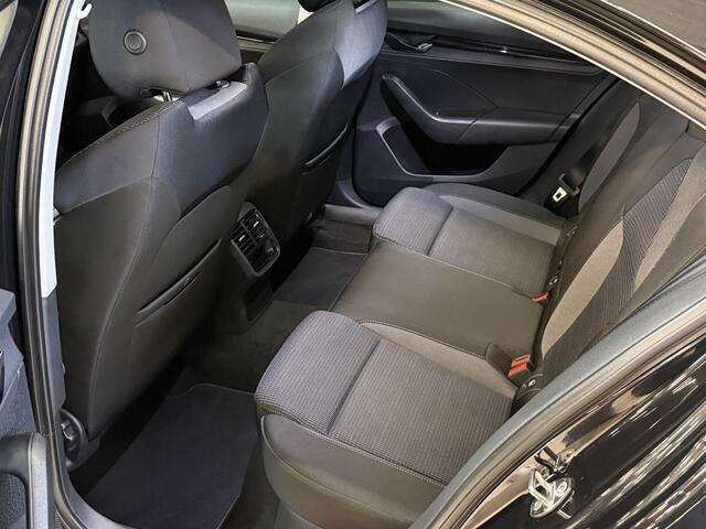 Skoda OCTAVIA 1.0 e-TSI Business Edition | Draadloze lader | Carplay