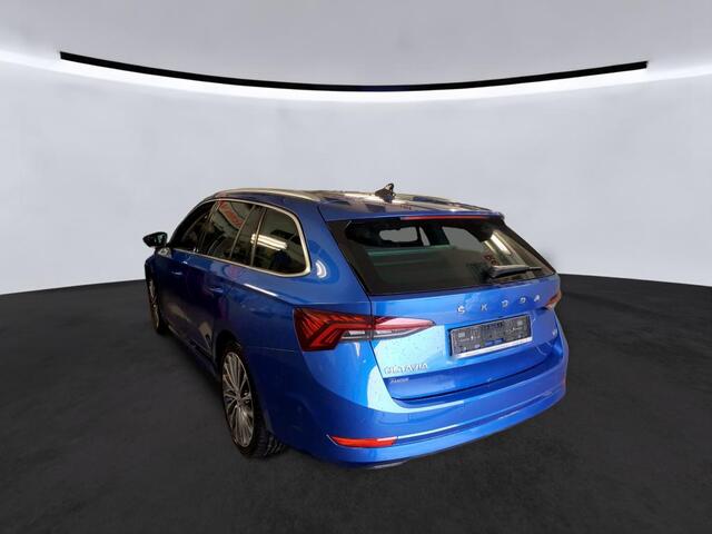 Skoda OCTAVIA Combi 1.4 TSI iV 204pk PHEV Business Edition / Panoramadak / Alcantara / Head Up / Wordt Verwacht