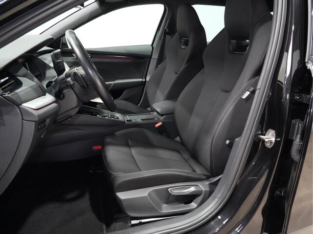 Skoda OCTAVIA Combi 1.0 e-TSI Sport Business |Navigatie | Digital Cockpit | LED | Android-Carplay | 18" 286