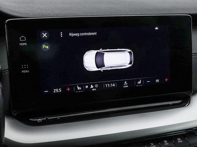 Skoda OCTAVIA Combi 1.0 e-TSI 110pk DSG Business Edition · Apple/Android Car Play · Navigatie · Inklap. Trekhaak · P-Sensoren · 16'' Inch · Garantie t/m 02-01-2028 of 100.000km