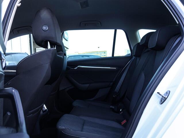 Skoda OCTAVIA Combi 1.5 e-TSI Business Edition Plus | Full LED | Navi | 17 INCH |