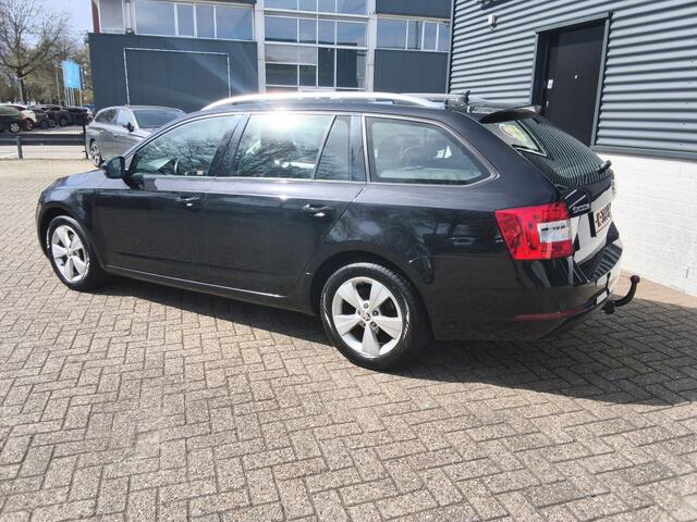 Skoda OCTAVIA Combi 1.4 TSI Greentech Ambition Business 150pk Trekhaak