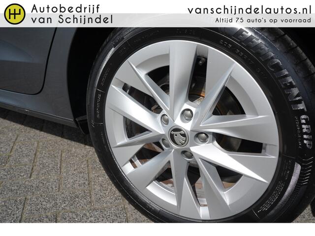 Skoda OCTAVIA Combi 1.0 E-TSI ETECH MHEV BUSINESS EDITION PLUS KEURIGE NETTE STAAT TREKHAAK VIRTUEEL COCKPIT FULL LED 1/2LEDER STOEL+STUURVERWARMING ADAPTIEVE CRUISE ANDROID/APPLECARPLAY NAVI CAMERA ENZ...