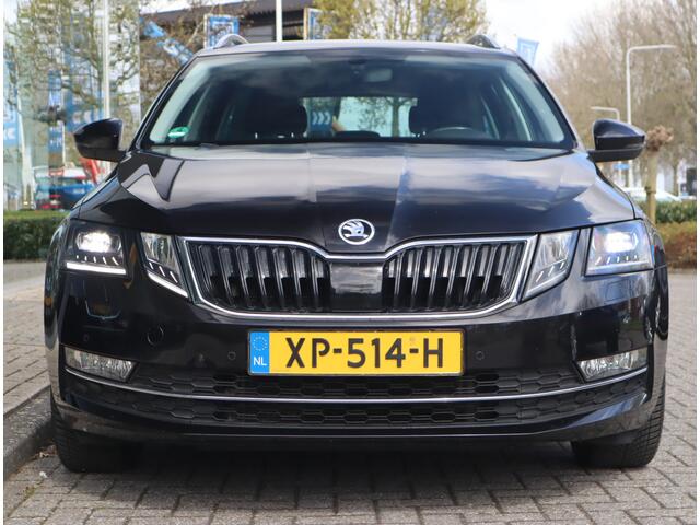 Skoda OCTAVIA Combi 1.6 TDI Greentech Style Business Navi / Climate / Stoelverw / Memory / DAB / Cruise Handgeschakeld