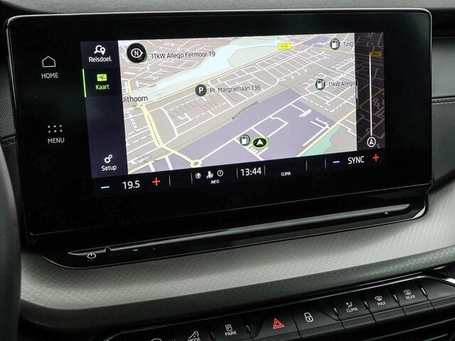 Skoda OCTAVIA Combi 1.0 e-TSI 110pk DSG Business Edition · Apple/Android Car Play · Navigatie · P-Sensoren · Cruise Control · Elek. Achterklep · 16'' Inch · Garantie t/m 01-01-2028 of 100.000km