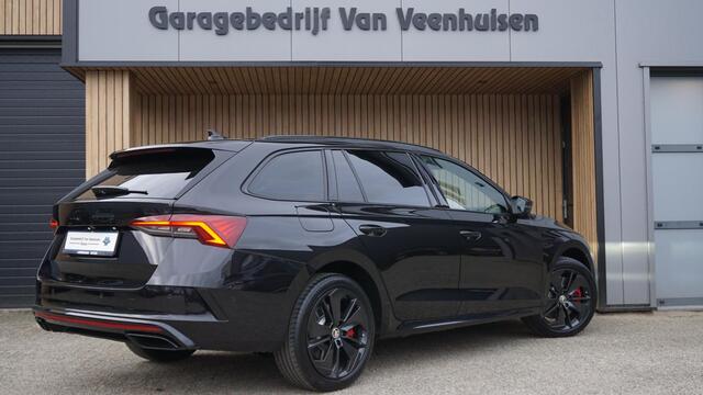 Skoda OCTAVIA Combi 1.4 TSI 245PK RS iV PHEV Business RS-Seats Leder/Alcantara Canton Stuur/stoelverwarming HUD Standkachel Keyless LED 62017km!