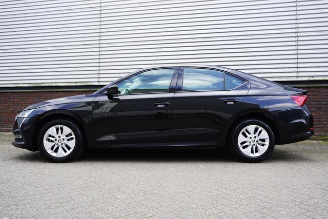 Skoda OCTAVIA 1.0 e-TSI Business Edition/DSG-7/Dealeronderhouden /1e Eigenaar.