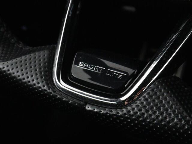 Skoda OCTAVIA Combi 1.4 TSI iV PHEV Sportline Business | SOH 96% | Trekhaak | Stoelverwarming | Camera | Carplay | Navigatie