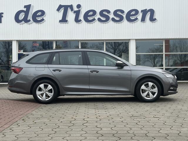 Skoda OCTAVIA Combi 1.0 TSI Business Edition Trekhaak, PDC, Navi, Rijklaar met beurt & garantie!