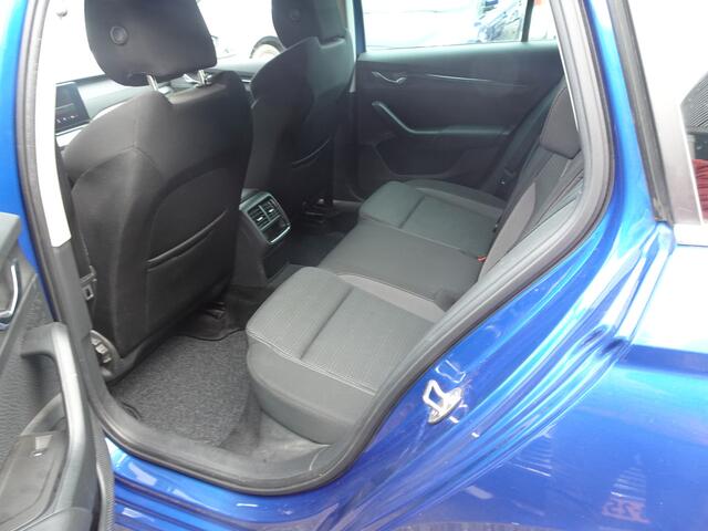 Skoda OCTAVIA Combi 1.0 TSI Business Edition