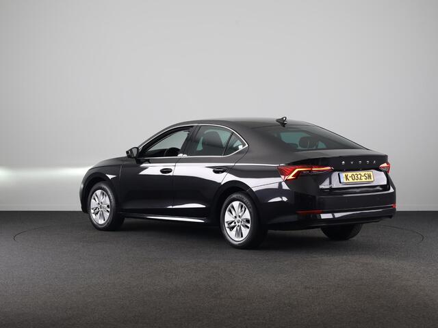 Skoda OCTAVIA 1.0 TSI Business Edition 110 pk | Navigatie | Parkeersensoren | Autom. airco | Apple Carplay/Android Auto | LED koplampen |