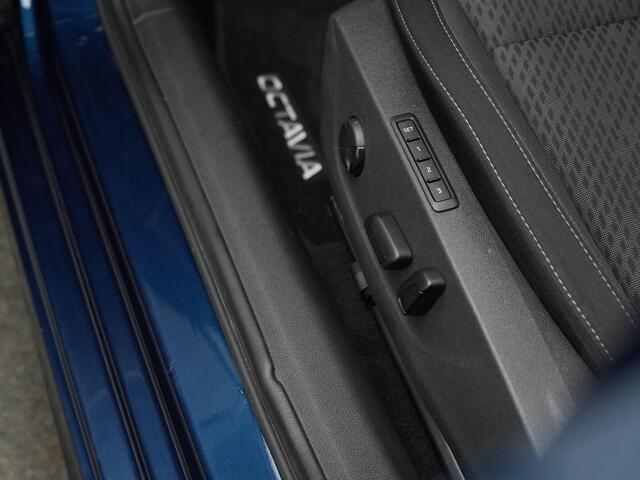 Skoda OCTAVIA 1.0 e-TSI 110 pk DSG Style | Trekhaak | Geheugenstoel | Head-up display | Stuur-/stoelverwarming | Achteruitrijcamera