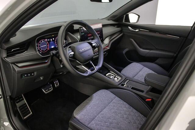 Skoda OCTAVIA Combi Sportline Tour 1.5 eTSI 150pk DSG Automaat Trekhaak, Adaptive cruise control, Elektrische achterklep, LED matrix koplampen, Navigatie, Achteruitrijcamera