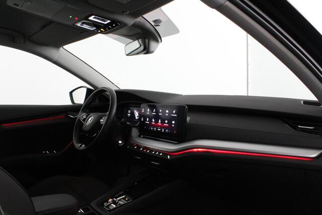 Skoda OCTAVIA Combi 1.0 e-TSI Business > Trekhaak (zwenkbaar)/Camera/Stoelverwarming...