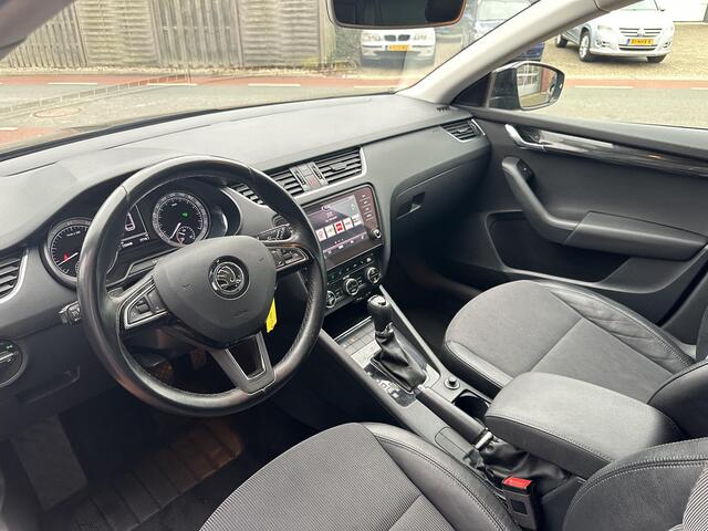 Skoda OCTAVIA Combi 1.4 TSI Greentech Style Business | Navi | Trekhaak | Stoelverwarming