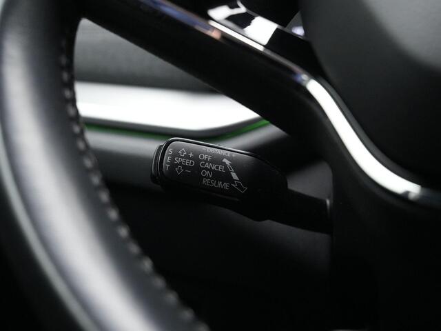 Skoda OCTAVIA 1.4 TSI iV 204 pk PHEV Style | Geheugenstoelen | Head-up display | Stoelverwarming | Adaptive Cruise | Side Assist