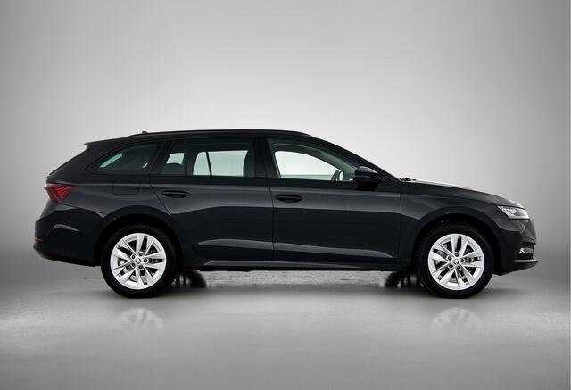 Skoda OCTAVIA Combi 1.4 TSI iV204pk PHEV Business Edition DSG / Navigatie / Keyless / Parkeersensoren