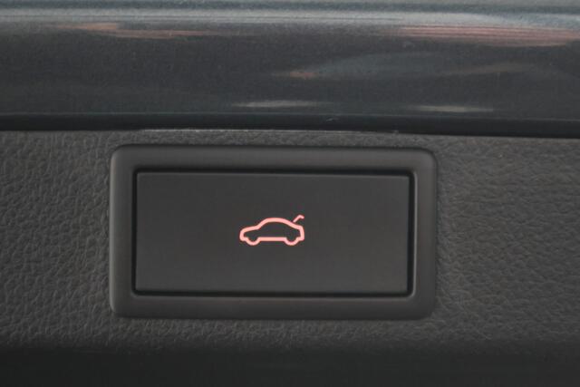 Skoda OCTAVIA Combi 1.5 e-TSI Business Edition Virtual Cockpit, Apple Carplay, LED, Climate, Trekhaak