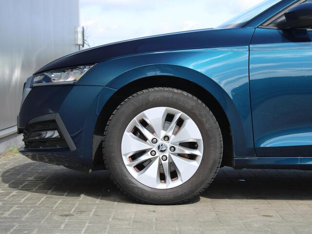 Skoda OCTAVIA Combi 1.0 TSI 110pk Business Edition | Achteruitrijcamera | Digital Cockpit | Trekhaak | Elektrische achterklep | Apple Carplay | DAB