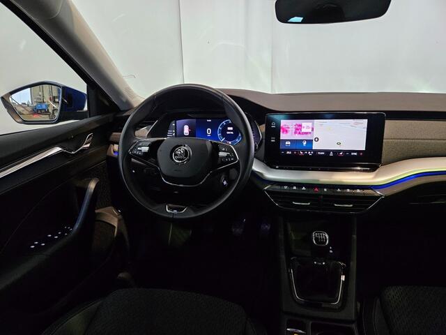 Skoda OCTAVIA Combi 1.0 TSI Business Edition Plus / Trekhaak / NL Auto