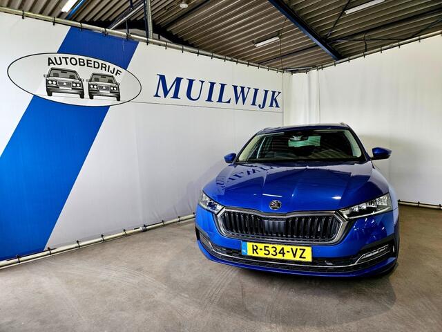 Skoda OCTAVIA Combi 1.0 TSI Business Edition Plus / Trekhaak / NL Auto