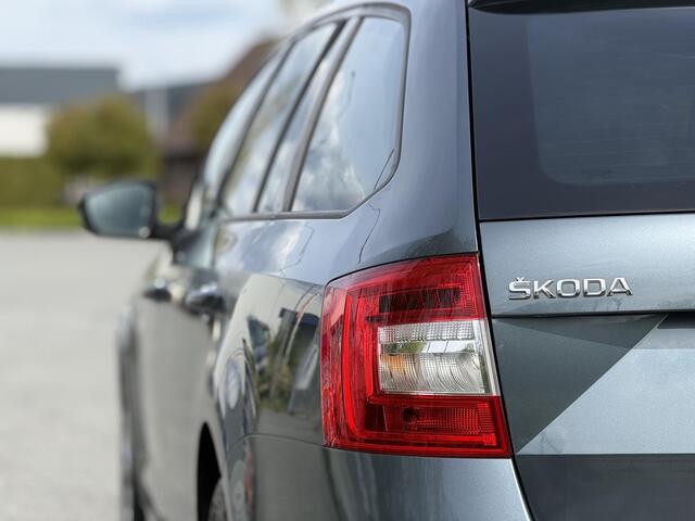 Skoda OCTAVIA Combi 1.5 TSI Greentech Ambition Business Automaat | Navi | Cruise