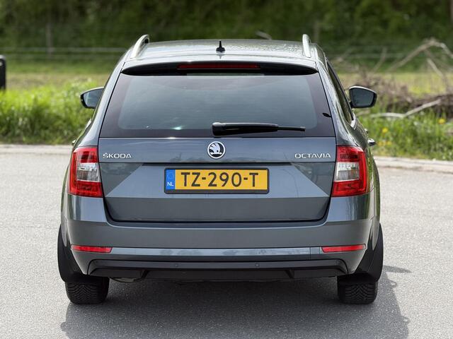 Skoda OCTAVIA Combi 1.5 TSI Greentech Ambition Business Automaat | Navi | Cruise