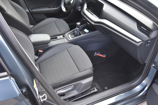 Skoda OCTAVIA Combi 1.0 TSI Business Edition , TREKHAAK , VIRTUAL COCKPIT , V STOEL VERW , PDC V+A , LED KOPL ,