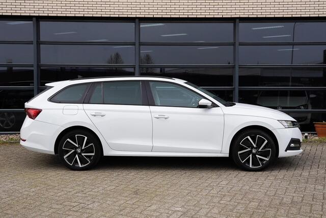 Skoda OCTAVIA Combi 1.4 TSI iV PHEV Buss. Ed. Trekhaak|Pano|NL-auto|