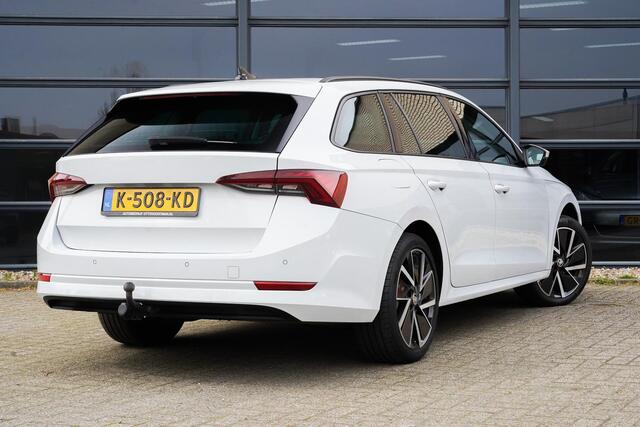 Skoda OCTAVIA Combi 1.4 TSI iV PHEV Buss. Ed. Trekhaak|Pano|NL-auto|