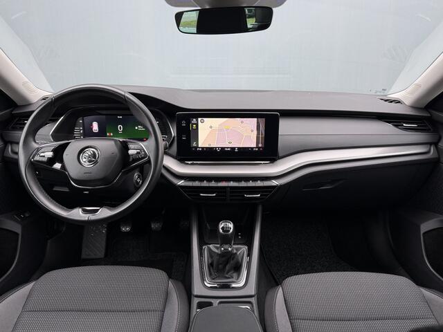 Skoda OCTAVIA Combi BWJ 2022 | 1.0TSI 111PK Business Ed | CLIMA | NAVI | PDC | PRIVACY GLASS | CARPLAY | CRUISE | VIRTUAL COCKPIT